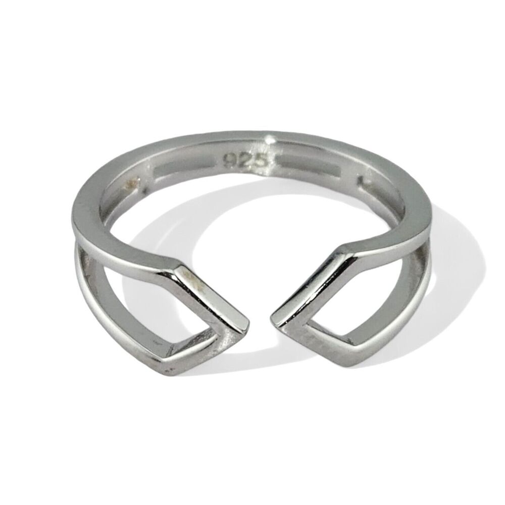 Sterling Silver Unique End to End Ring - Picture 2 of 3
